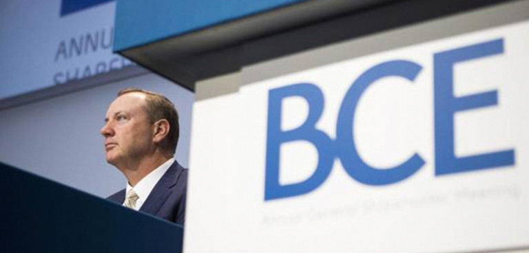 Most Manitobans think cell phone and Internet prices will rise if Bell takes over MTS